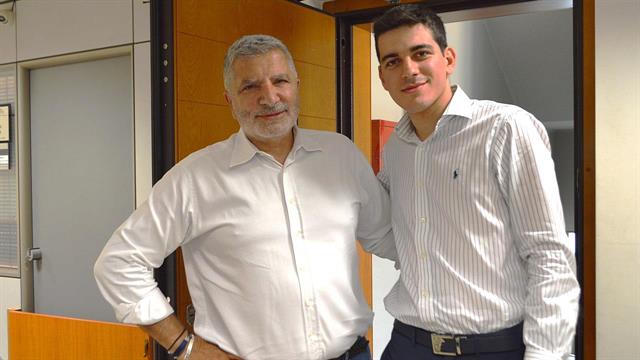 Συγκέντρωση φοιτητών ιατρικής στην αίθουσα εκδηλώσεων του ΙΣΑ