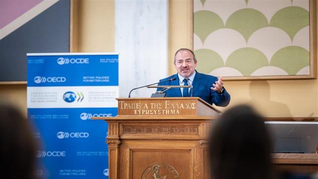 Álvaro Pereira (ΟΟΣΑ): Η ασημένια οικονομία αποτελεί μία μεγάλη ευκαιρία
