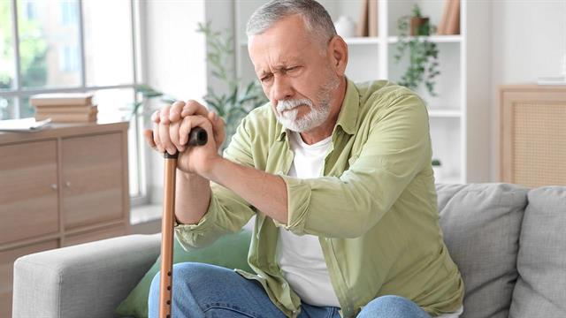 Roche: Προωθεί ερευνητικό της φάρμακο για το Πάρκινσον σε κλινική ανάπτυξη φάσης ΙΙΙ