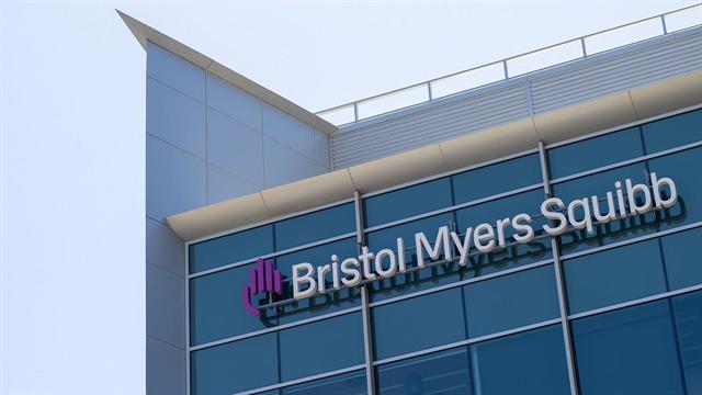 Αγωγή των ΗΠΑ κατά της φαρμακευτικής εταιρείας Bristol-Myers Squibb για φάρμακα κατά του καρκίνου