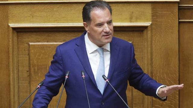 Ψηφίστηκε το νομοσχέδιο του υπουργείου Υγείας για προστασία ανηλίκων από καπνό και αλκοόλ