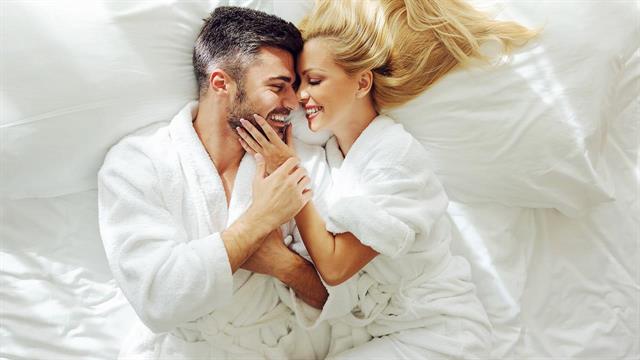 Μύθοι και αλήθειες για το σεξ των διακοπών στα ζευγάρια