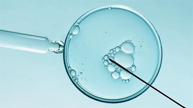 8 μωρά γεννήθηκαν από 3 γονείς με νέα μέθοδο IVF