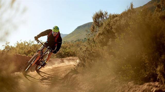 Αθλητές αντοχής μπορεί να έχουν αυξημένο κίνδυνο επικίνδυνου ουλώδους ιστού στην καρδιά [Μελέτη]