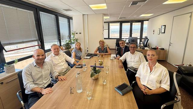 Συνάντηση αντιπροσωπείας του ΠΑΣΟΚ-Κινήματος Αλλαγής υπό τον βουλευτή Ιωαννίνων κ. Ι.Τσίμαρη με την Διοικήτρια του ΕΟΠΥΥ