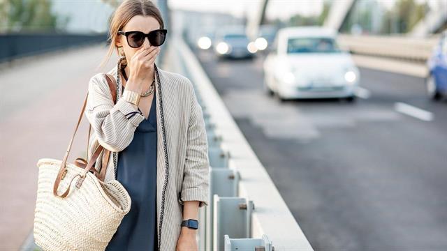 Έρευνα συνδέει την ατμοσφαιρική ρύπανση με αυξημένο κίνδυνο αιμορραγίας στον εγκέφαλο