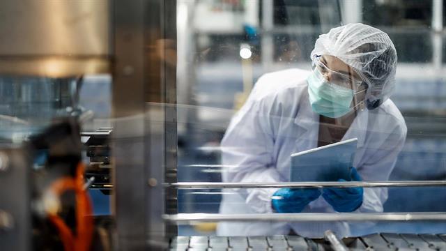 Στα 5,6 τρισ. δολάρια η παγκόσμια κεφαλαιοποίηση της Φαρμακοβιομηχανίας