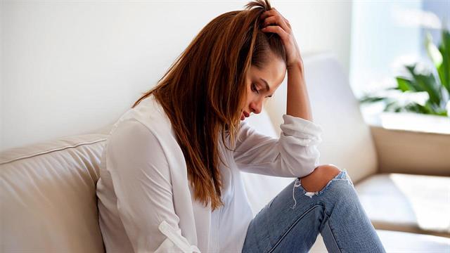 Πόσα χρόνια πριν τα γνωστά συμπτώματα ξεκινούν τα πρώτα σημάδια της πολλαπλής σκλήρυνσης