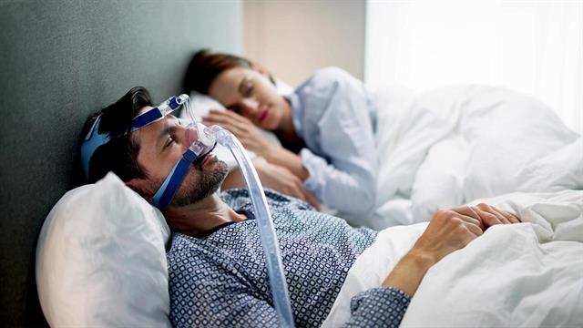 Υπνική άπνοια: Σε ποιους η αντιμετώπιση μειώνει τον καρδιακό κίνδυνο και σε ποιους τον αυξάνει