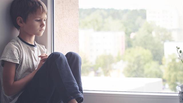 Χαοτικό περιβάλλον οδηγεί σε μελλοντικά προβλήματα ψυχικής και σωματικής υγείας των παιδιών