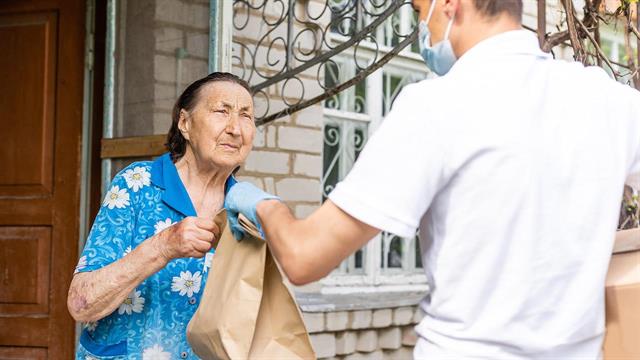Πάνω από 1 στους 10   Έλληνες χωρίς χρήματα να αγοράσει κανονικό γεύμα [πίνακας]