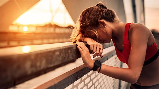 Πώς συνδέονται η αφυδάτωση και η ψυχική υγεία