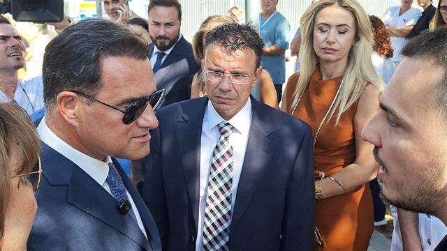 Υπουργός Υγείας - πρόεδρος ΕΝΙΘ: Ένα...beef που κρατάει χρόνια