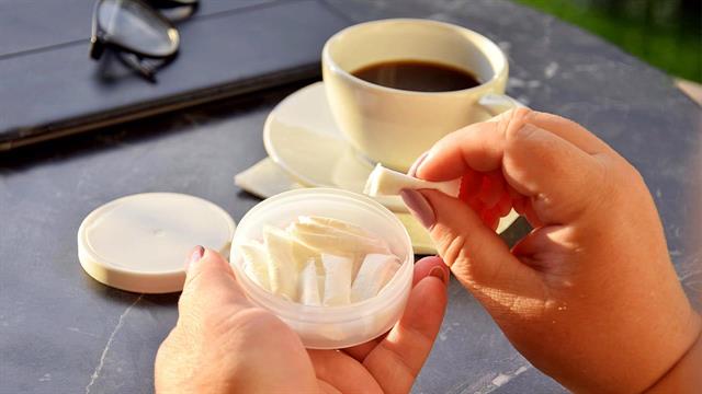 Απαγορεύονται τα σακουλάκια νικοτίνης στη Γαλλία από τον Μάρτιο του 2026