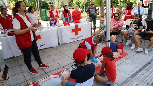 Ο ΕΕΣ τιμά την Παγκόσμια Ημέρα Πρώτων Βοηθειών με δράση στο Σύνταγμα