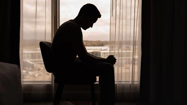 Αυτοκτονίες: Η Ελλάδα στη δεύτερη καλύτερη ευρωπαϊκή θέση - Οι περιοχές της χώρας που είναι στο κόκκινο [πίνακας]