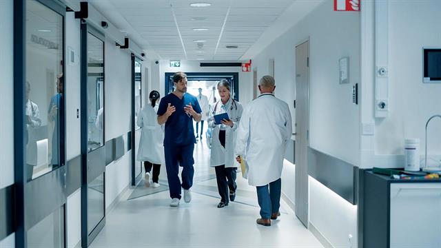 Νοσοκομειακοί γιατροί: Υποχρέωση για 12 ραντεβού την εβδομάδα στα τακτικά εξωτερικά ιατρεία [εγκύκλιος]