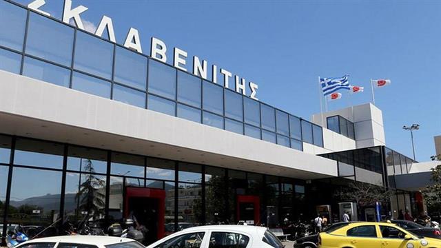 Ο Σκλαβενίτης αλλάζει πίστα με dark store στα Σπάτα