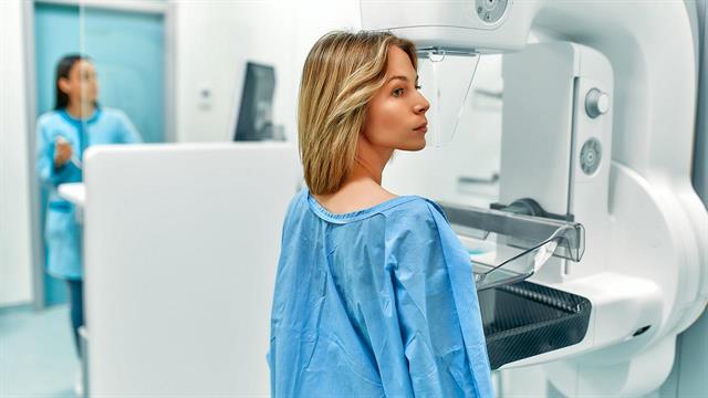 Μπορεί η μαστογραφία να προβλέψει τον κίνδυνο μιας γυναίκας για σοβαρή καρδιαγγειακή νόσο;
