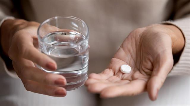 Η ασπιρίνη μειώνει τον κίνδυνο υποτροπής του καρκίνου στο παχύ έντερο [μελέτη]