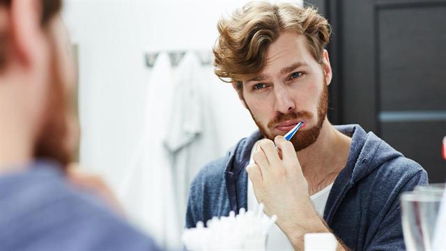 Ορισμένα μικρόβια και μύκητες στο στόμα συνδέονται με αυξημένο κίνδυνο καρκίνου στο πάγκρεας [Μελέτη]