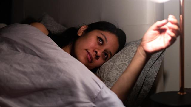 Πώς θα αποκοιμηθώ γρήγορα: Χρήσιμες τεχνικές