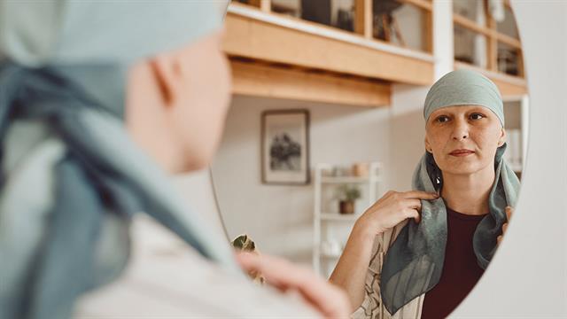 Χημειοθεραπεία: Η κάσκα ψύξης μπορεί να μειώσει την τριχόπτωση