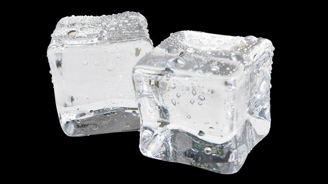 Μασάτε παγάκια; Τι μπορεί να σας συμβεί