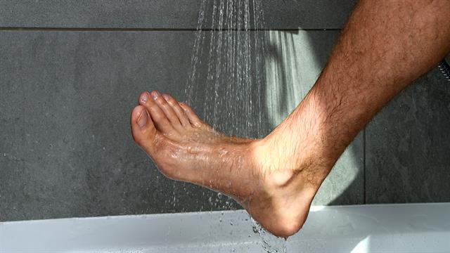 Κάταγμα ισχίου: Συμβουλές για ασφάλεια στο μπάνιο