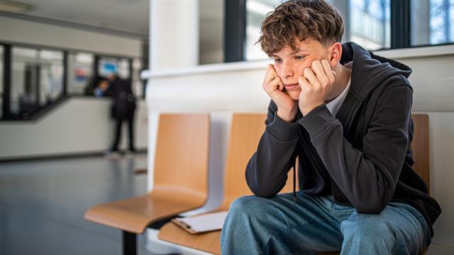 Ένας στους επτά εφήβους αντιμετωπίζει πλέον θέμα ψυχικής υγείας