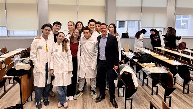 Ο  Όμιλος ΠΡΟΣΥΦΑΠΕ ξανά στη Φαρμακευτική Σχολή