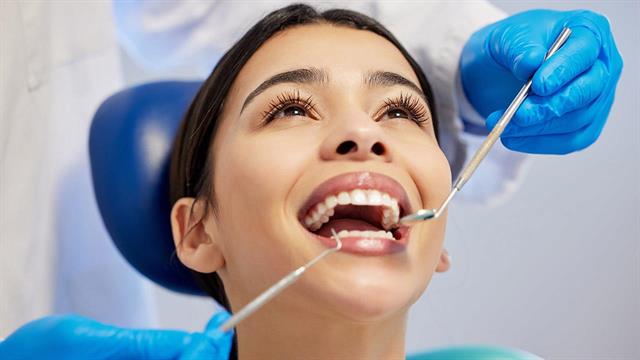 Ελληνική Οδοντιατρική Ομοσπονδία : Διαμαρτυρία για τον αποκλεισμό της από τη συζήτηση στη Βουλή για τη Δημόσια Υγεία