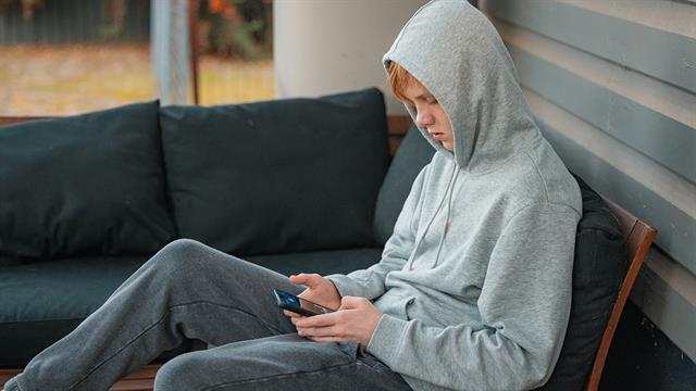 Έρευνα για τις καταχρήσεις στους νέους: Τι αναφέρεται για την Ελλάδα