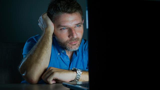 Στυτική δυσλειτουργία: Σχετίζεται με τη χρήση πορνογραφίας;