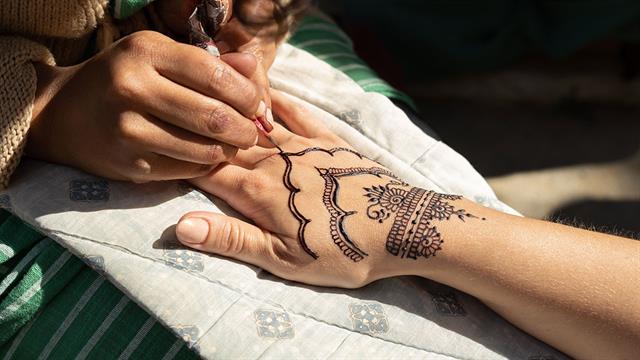 Εξετάζεται η χένα ως αγωγή για την ηπατική ίνωση