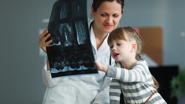 Παγκόσμια ημέρα Ακτινολογίας 2025: Από την πλευρά της Παιδοακτινολόγου