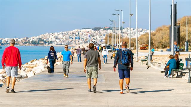 Τι συμβαίνει όταν βγαίνουμε για περπάτημα μετά το φαγητό;