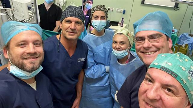 Ρεκόρ στο Αρεταίειο νοσοκομείο: Τρεις ρομποτικές επεμβάσεις σε μία ημέρα