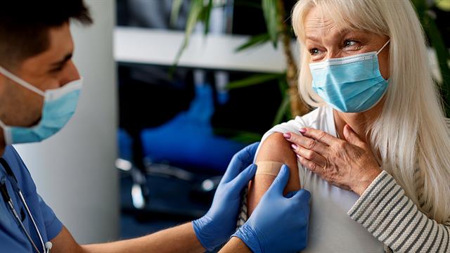 Ποιο εμβόλιο προστατεύει από την εξέλιξη της άνοιας [μελέτη]