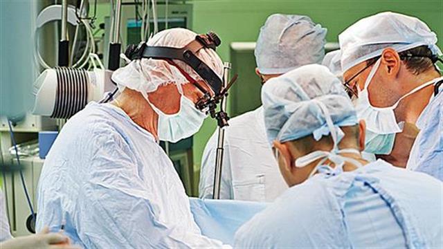 Όταν η ρομποτική χειρουργική συναντά τη Νευροχειρουργική