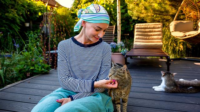 Νέοι επιζώντες από καρκίνο γερνούν ταχύτερα [μελέτη]