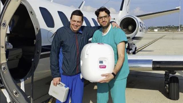 Yπερσύγχρονη συσκευή μεταφοράς καρδιάς ενισχύει τις μεταμοσχεύσεις στο Ωνάσειο