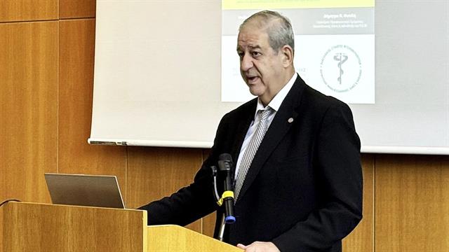 Συζήτηση Γεωργιάδη με το προεδρείο του Πανελλήνιου Συλλόγου Φυσικοθεραπευτών