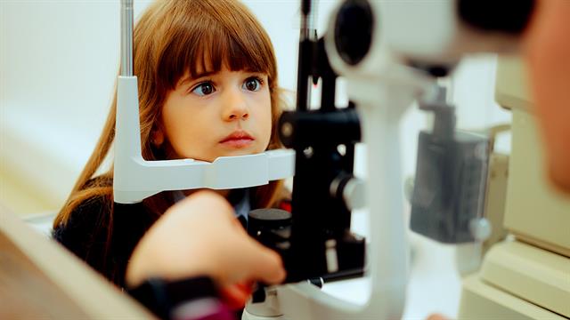Αχρωματοψία στα παιδιά: Τι είναι, πώς αναγνωρίζεται και τι πρέπει να κάνουμε