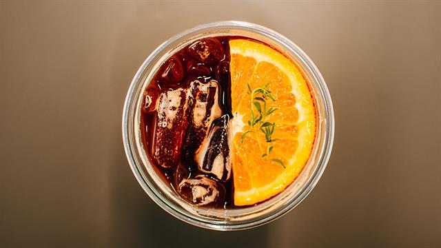 Χυμός πορτοκάλι ή καφές το πρωί;