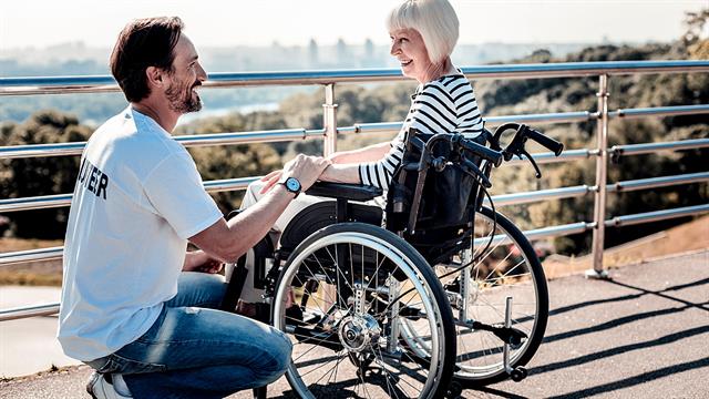 To μοίρασμα των συναισθημάτων είναι πιθανό να βοηθά την ανάρρωση επιζώντων από εγκεφαλικό επεισόδιο [μελέτη]