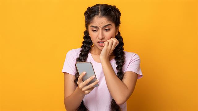 Η συναισθηματική υποστήριξη από τα social media συνδέεται με μείωση του άγχους  [μελέτη]