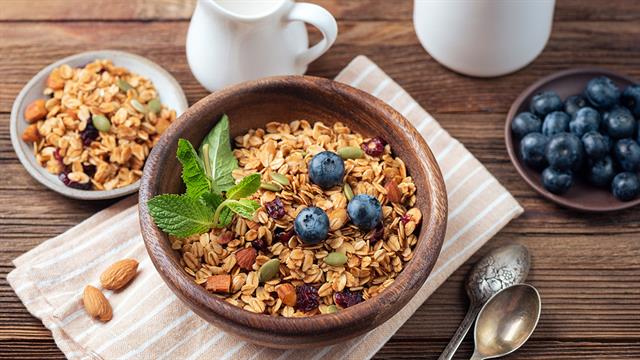 Δημητριακά πρωινού και γκρανόλα: Ποιο έχει πιο πολλή ζάχαρη;