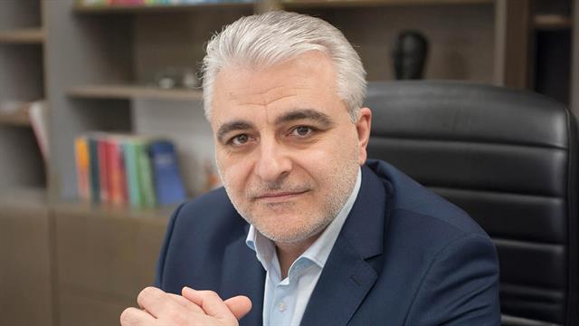 Ο Καθηγητής Ν. Ταβερναράκης τιμάται με το μετάλλιο Datta από την Ομοσπονδία Ευρωπαϊκών Βιοχημικών Εταιρειών