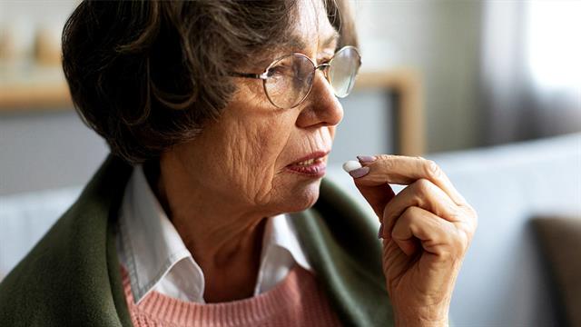 Κολχικίνη: Το αρχαίο φάρμακο που προλαμβάνει έμφραγμα και εγκεφαλικό